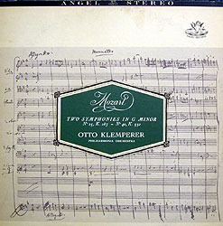 Klemperer conducts the Mozart Symphonies 25 and 40 (Angel LP)